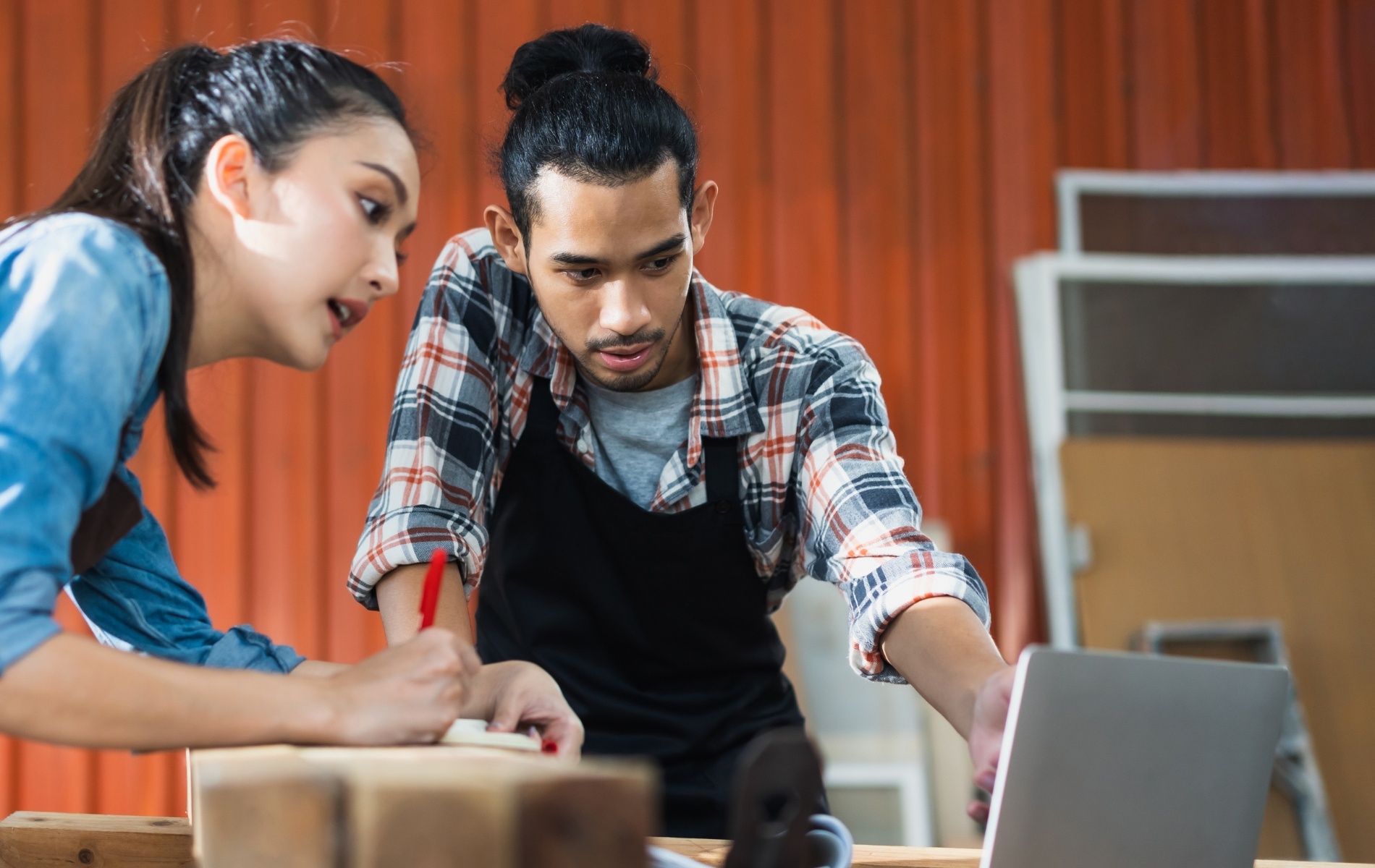 Die Vorteile durch die Einführung von Jobsharing sind für Arbeitgeber meist größer als mögliche Nachteile. 