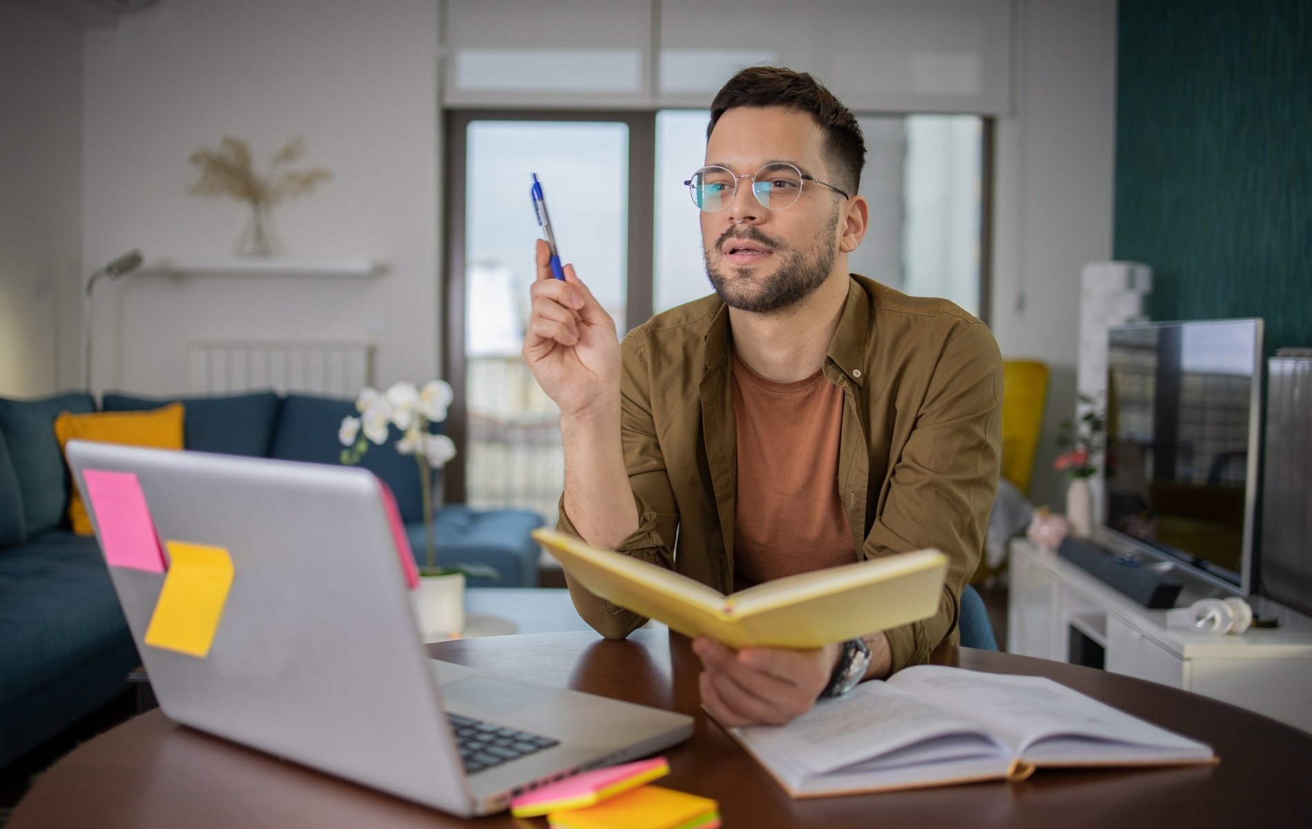 Upskilling und Reskilling sind wichtige Strategien für die Zukunftssicherheit eures Unternehmen und der Mitarbeiter:innen.